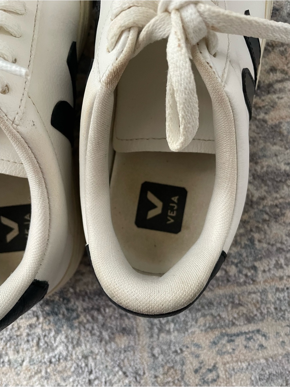 Veja Leather Low-Top Sneaker in White and Black - Picture 9 of 12